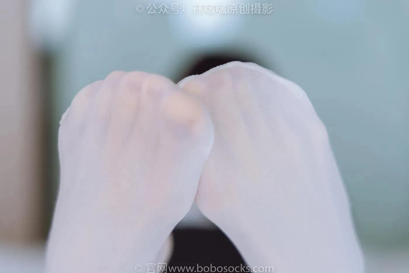 [BoBoSocks袜啵啵]NO.177 稚予-皮鞋、厚白丝（脚底猫爪印款） [140P]插图4